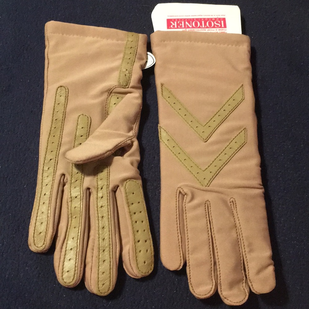 Tope colored, leather and nylon lined gloves